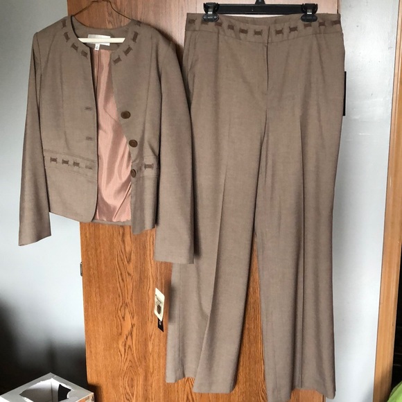 Jones New York Suit - Picture 2 of 8